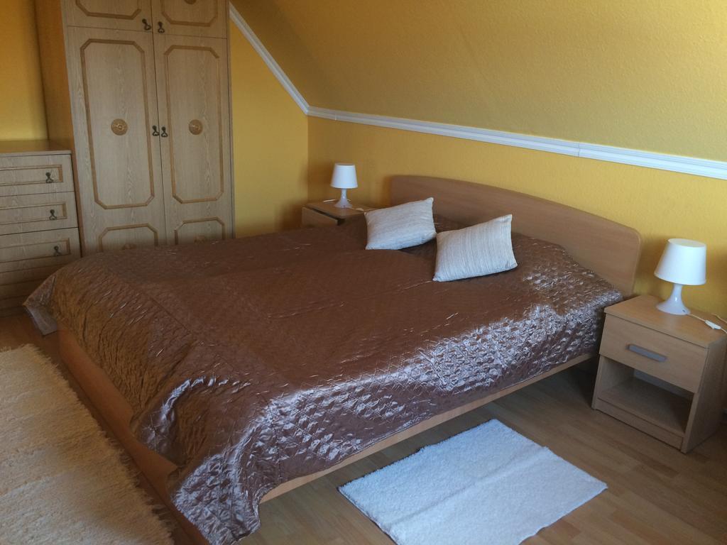 Kamilla Apartman Fonyod ภายนอก รูปภาพ